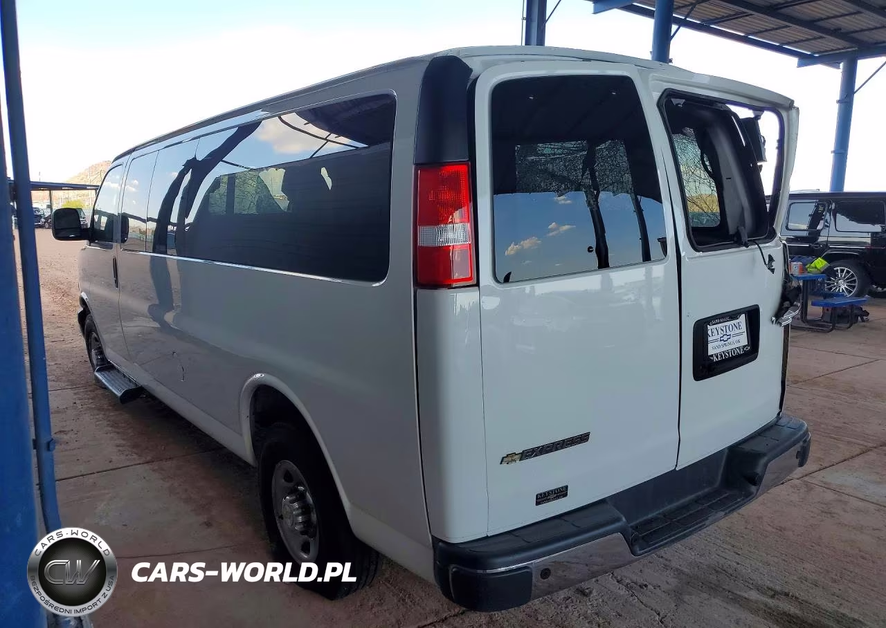 2025 Chevrolet Express G3500 Lt VIN:1GAZGPFP3S1256459 - 2