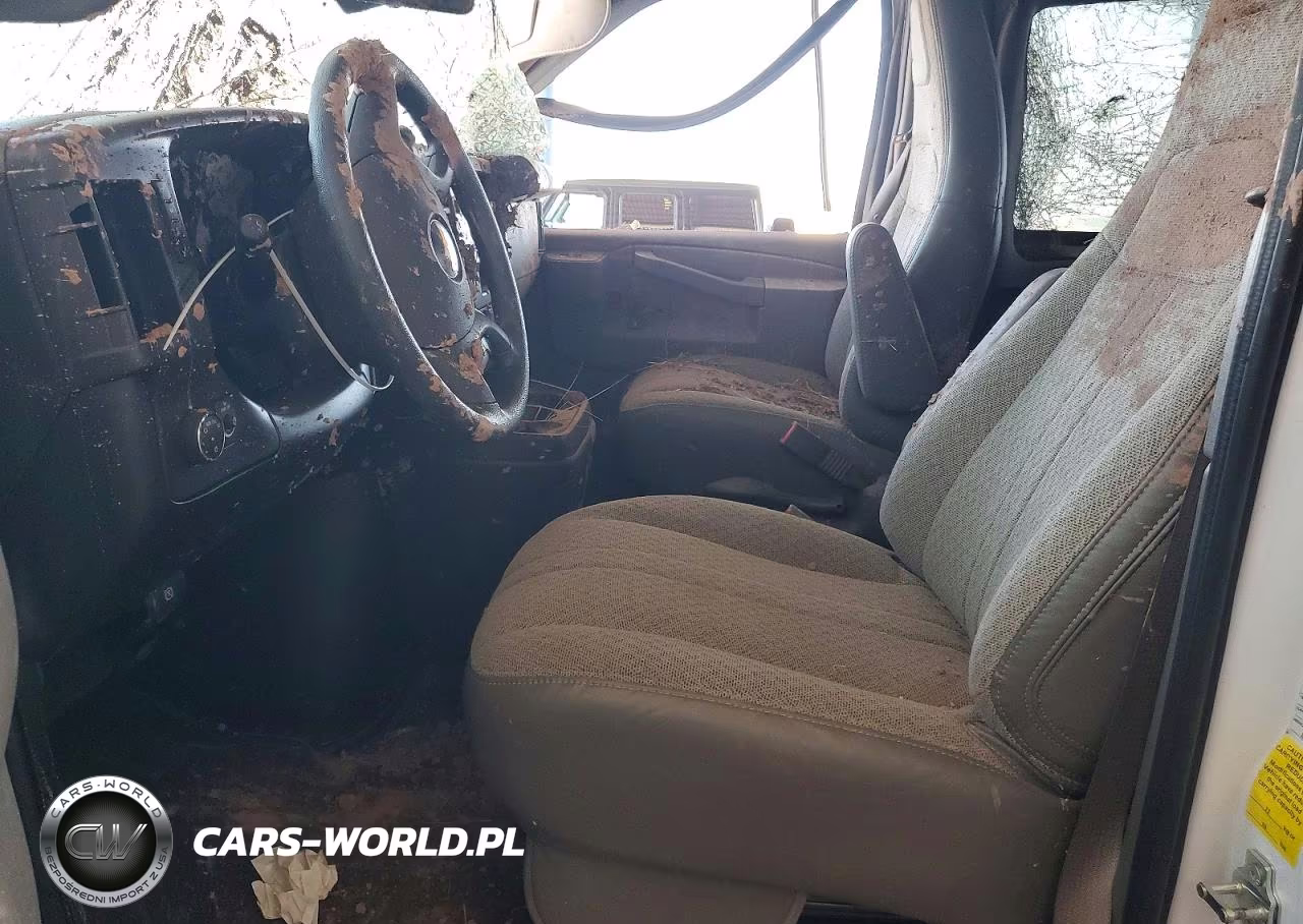 2025 Chevrolet Express G3500 Lt VIN:1GAZGPFP3S1256459 - 7
