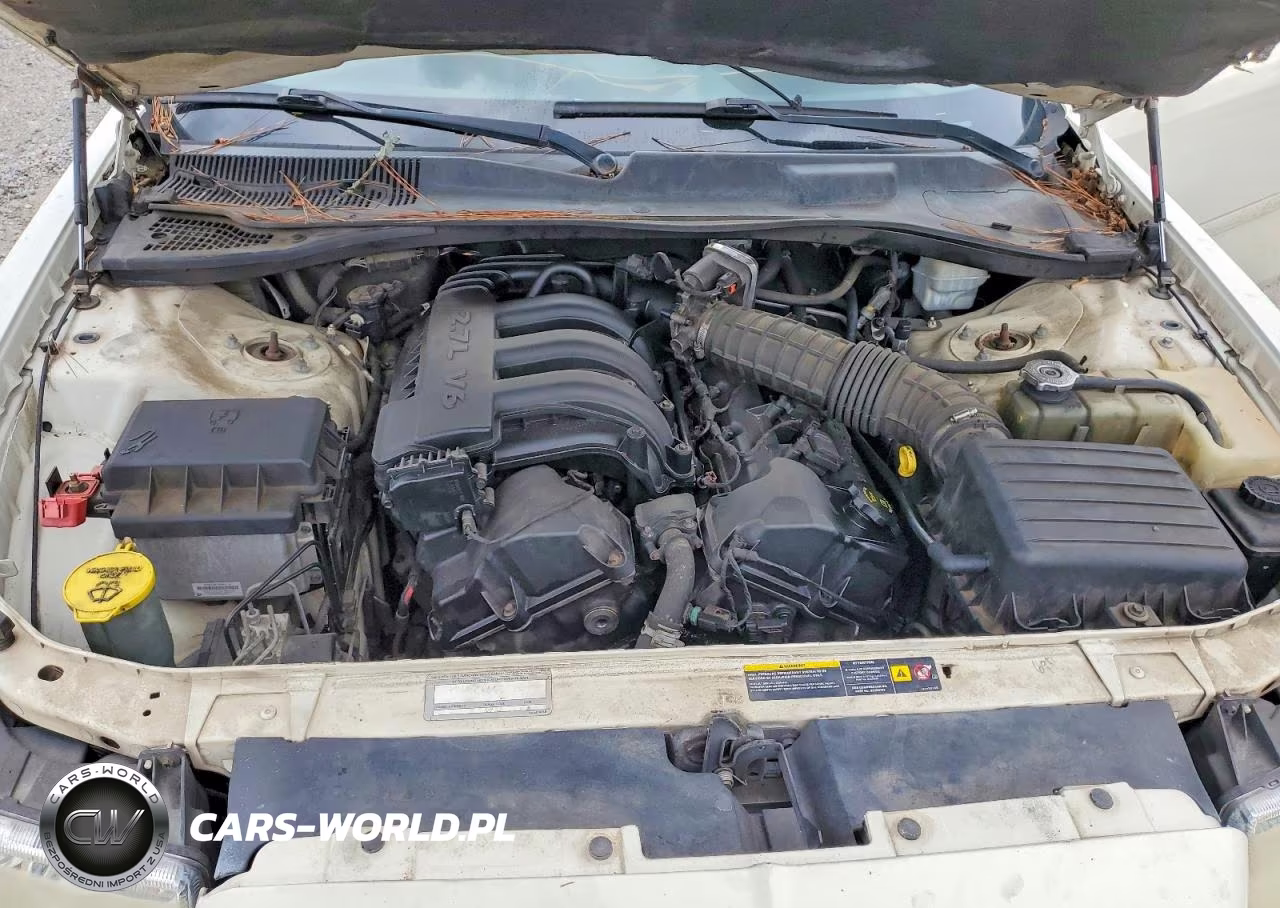 2005 Chrysler 300 VIN:2C3JA43R15H122022 - 11
