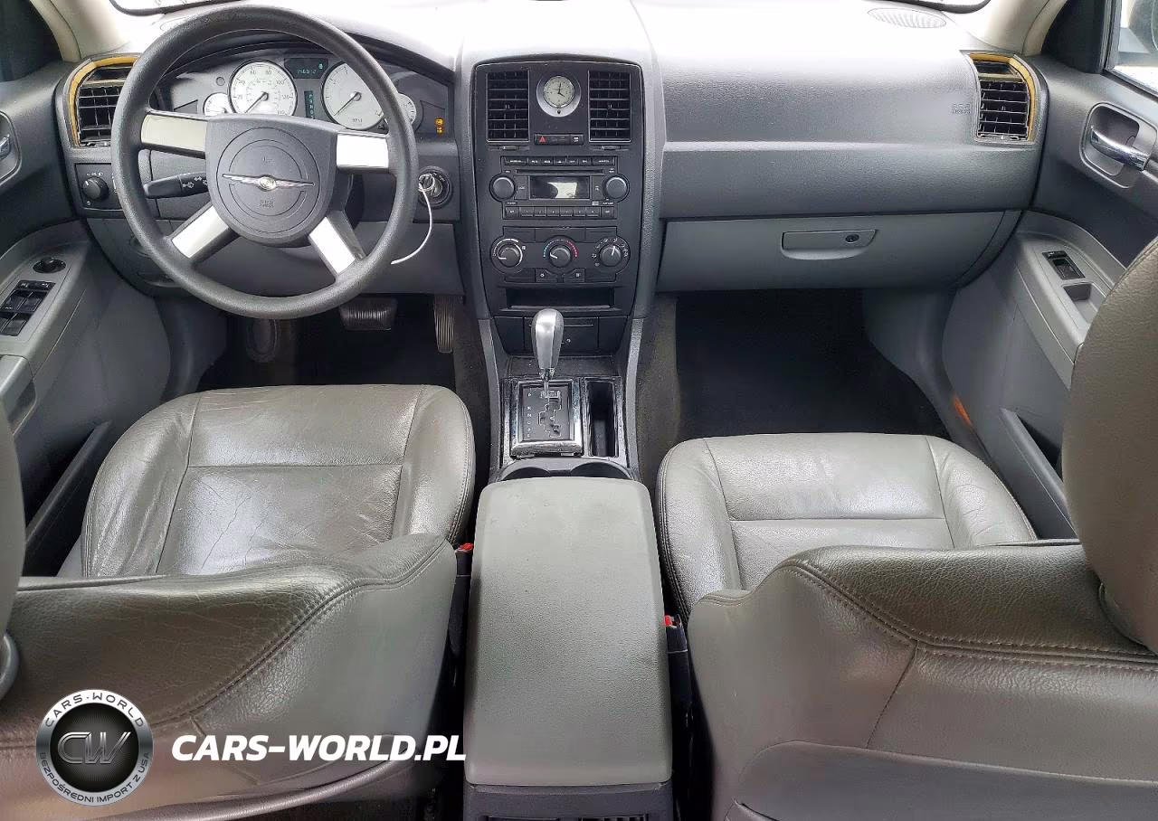 2005 Chrysler 300 VIN:2C3JA43R15H122022 - 8