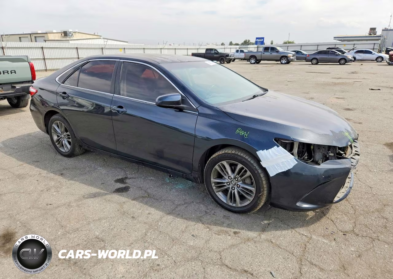 2015 Toyota Camry Se VIN:4T1BF1FK3FU086438 - 4
