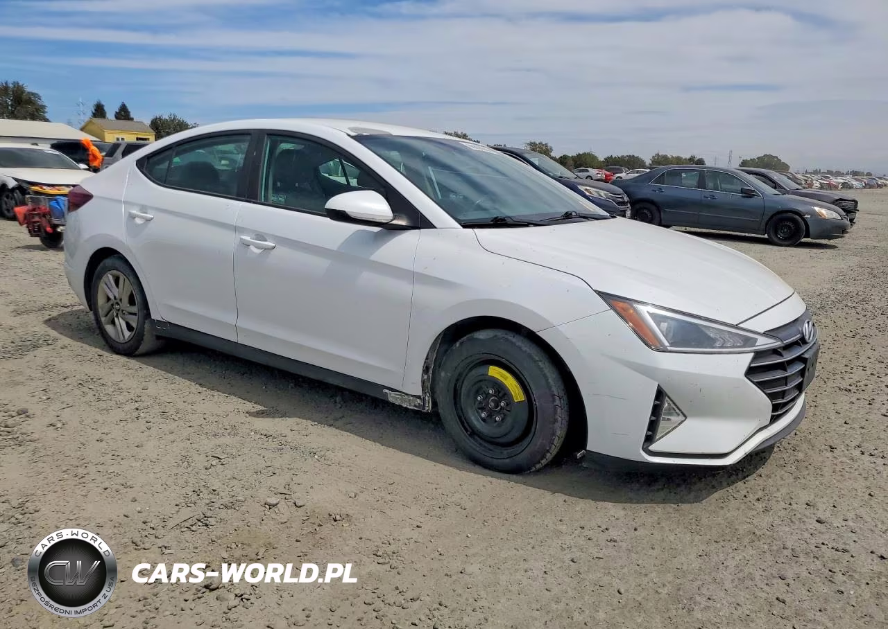 2019 Hyundai Elantra Sel VIN:5NPD84LF1KH480735 - 4