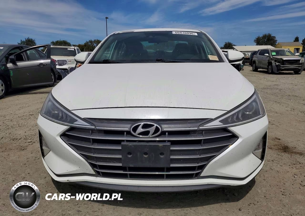 2019 Hyundai Elantra Sel VIN:5NPD84LF1KH480735 - 5