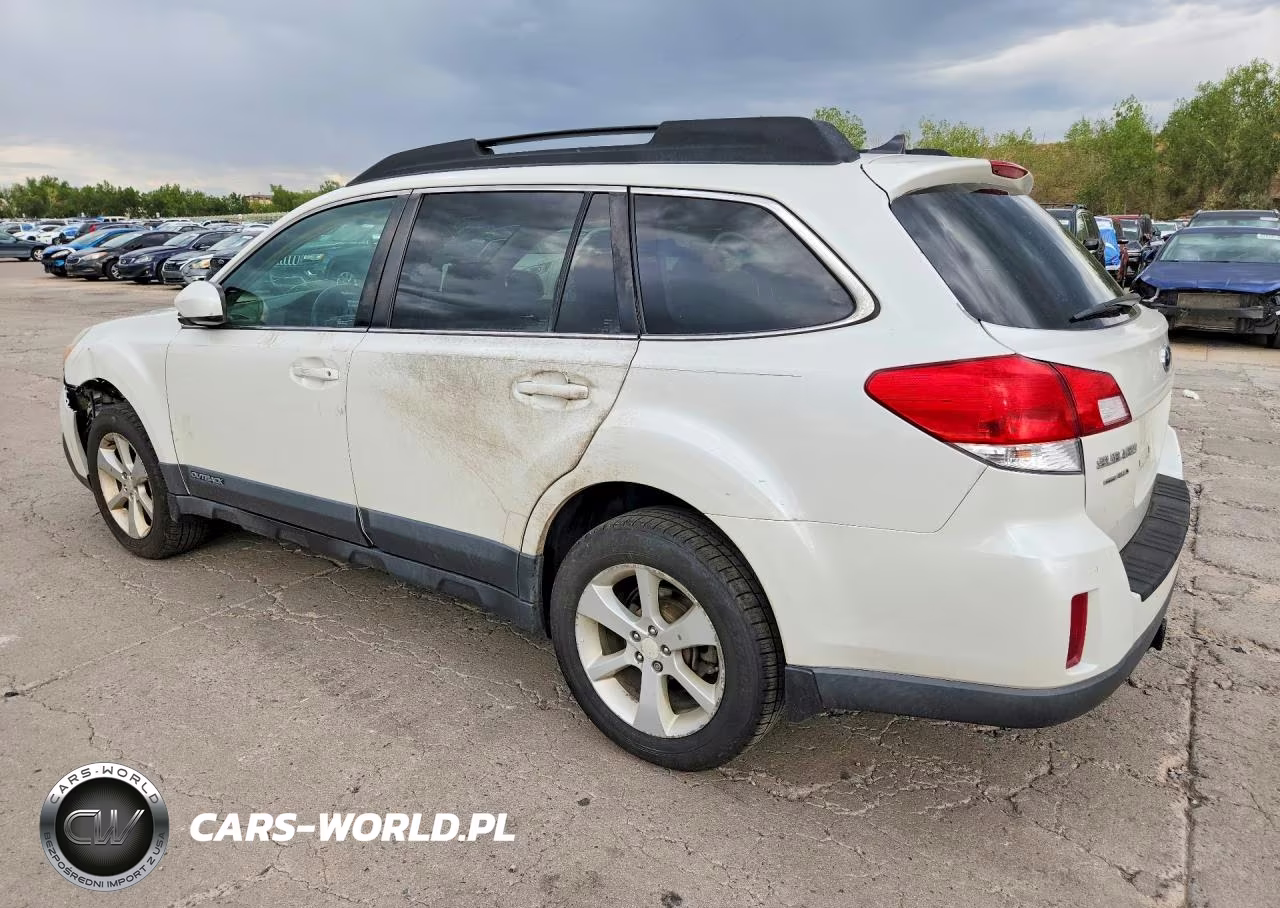 2014 Subaru Outback 2.5I Premium VIN:4S4BRCCC4E3272199 - 2