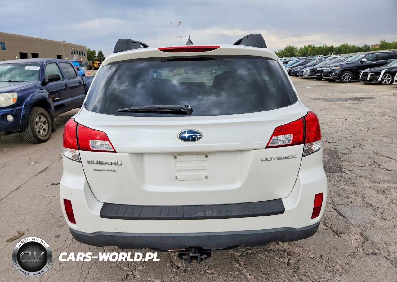 2014 Subaru Outback 2.5I Premium VIN:4S4BRCCC4E3272199 - 6
