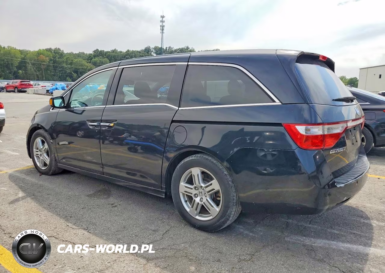 2012 Honda Odyssey Touring VIN:5FNRL5H98CB132086 - 2