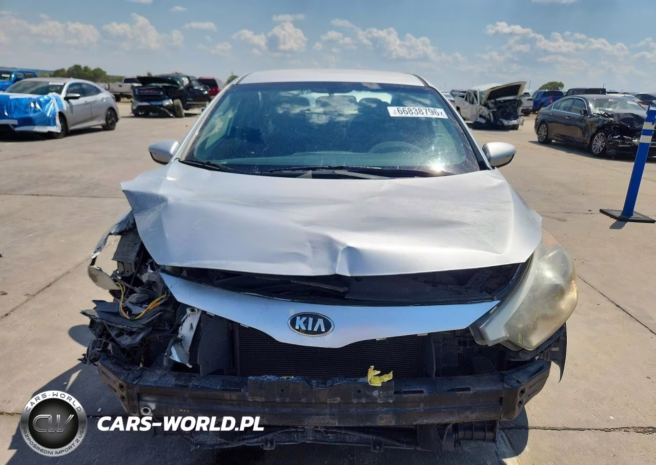 2015 Kia Forte Lx VIN:KNAFX4A65F5257714 - 5
