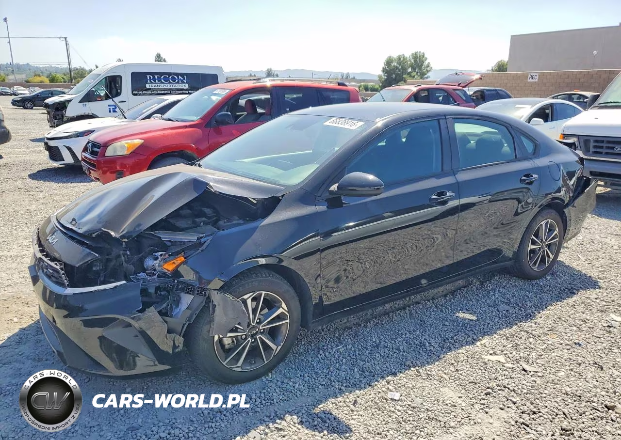2024 Kia Forte Lxs VIN:3KPF24AD6RE759219 - 1