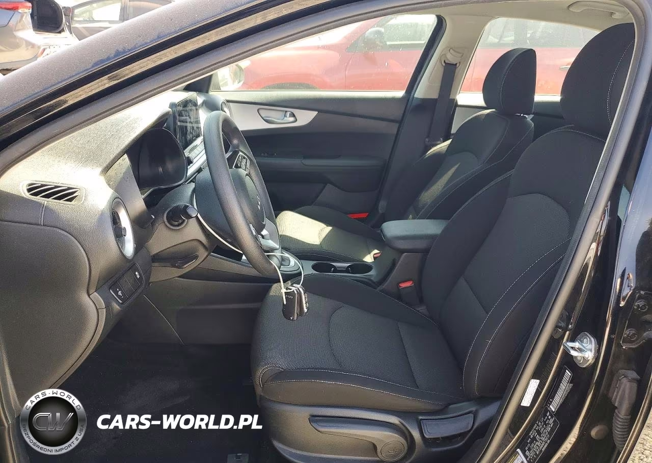 2024 Kia Forte Lxs VIN:3KPF24AD6RE759219 - 7