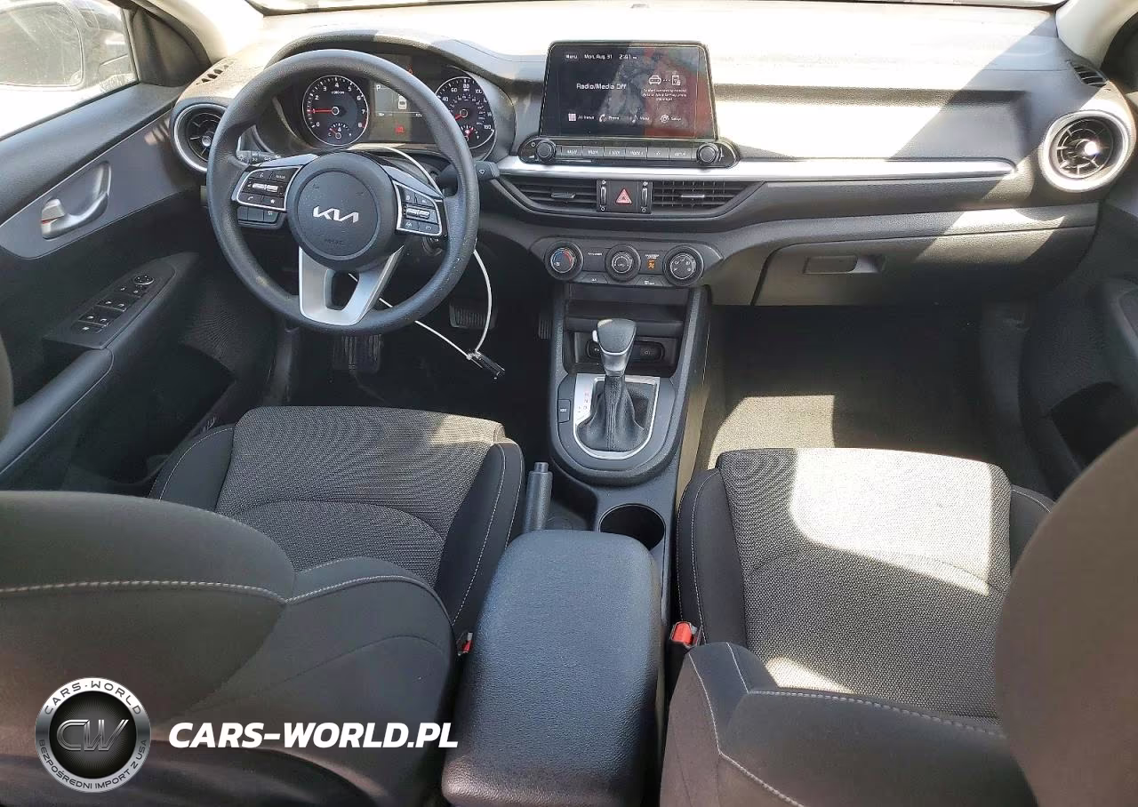 2024 Kia Forte Lxs VIN:3KPF24AD6RE759219 - 8