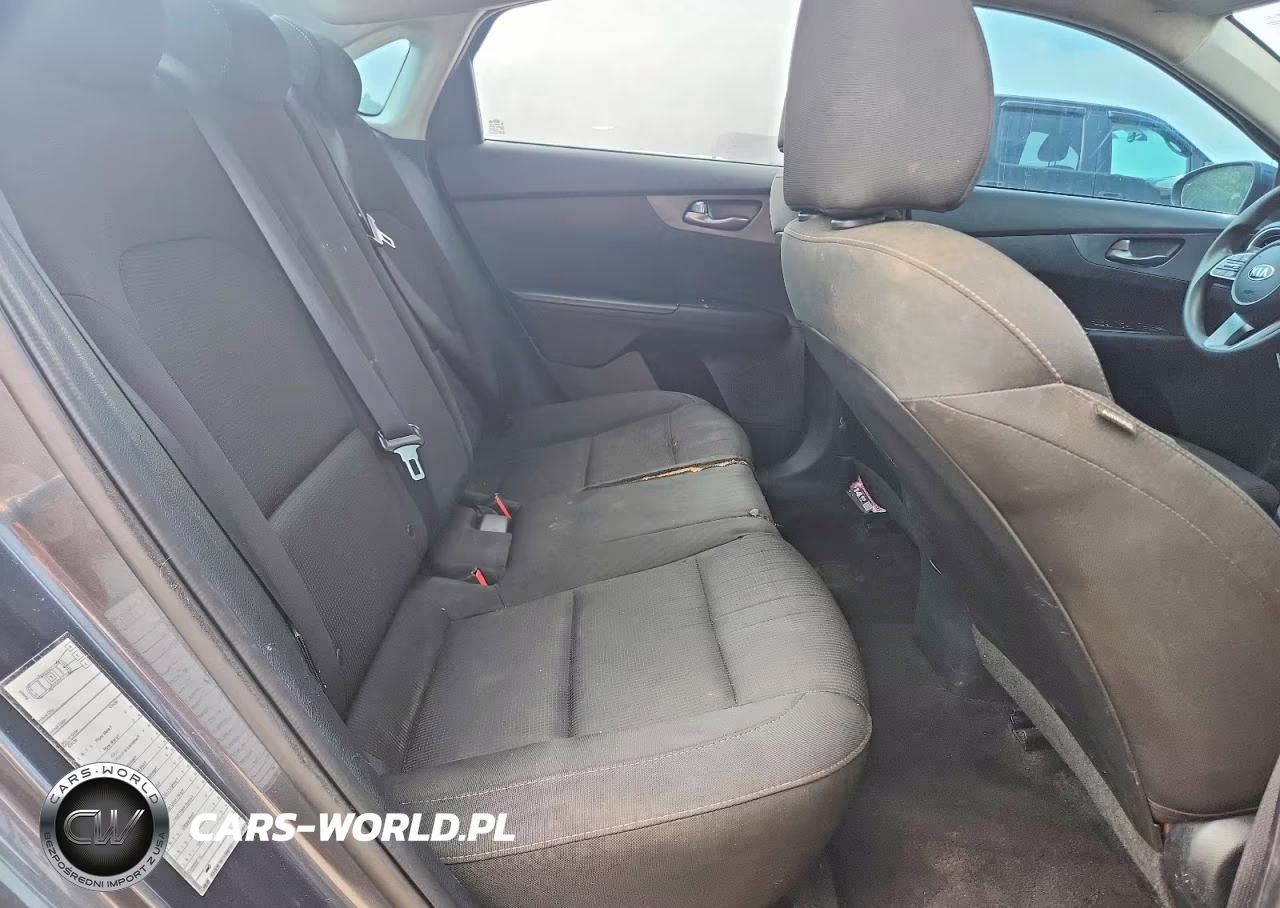2021 Kia Forte Lxs VIN:3KPF24AD0ME329307 - 10