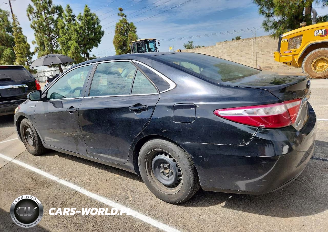 2015 Toyota Camry Hybrid Le VIN:4T1BD1FK5FU164644 - 2