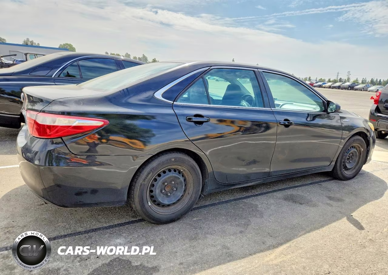 2015 Toyota Camry Hybrid Le VIN:4T1BD1FK5FU164644 - 3
