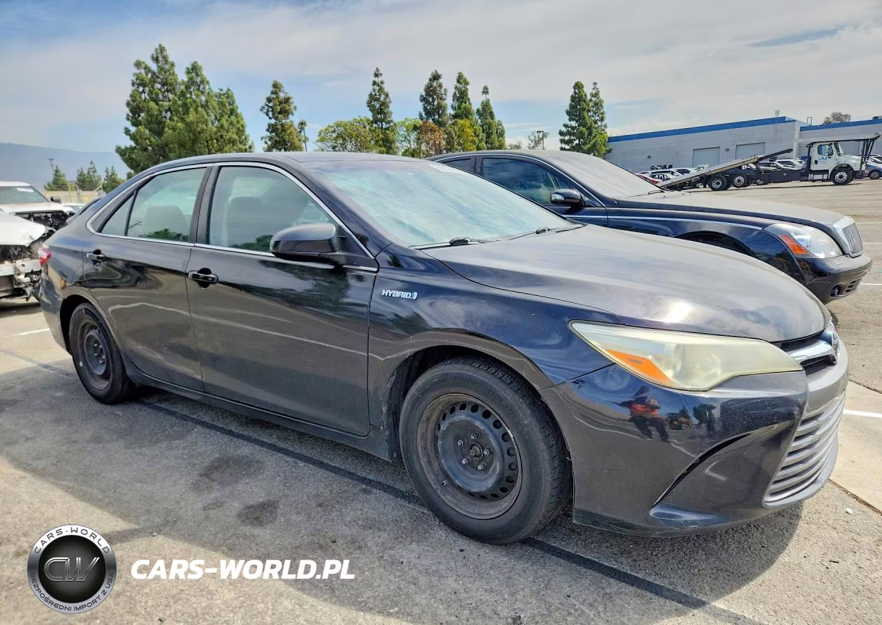 2015 Toyota Camry Hybrid Le VIN:4T1BD1FK5FU164644 - 4