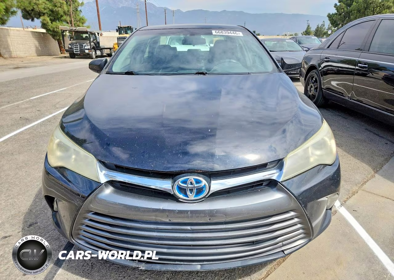 2015 Toyota Camry Hybrid Le VIN:4T1BD1FK5FU164644 - 5