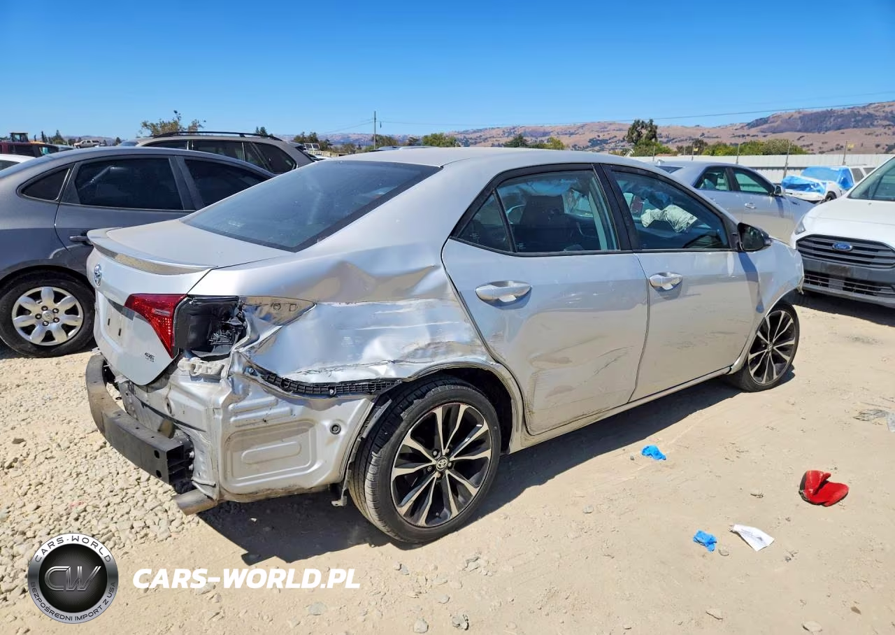 2019 Toyota Corolla Se VIN:5YFBURHEXKP882336 - 3