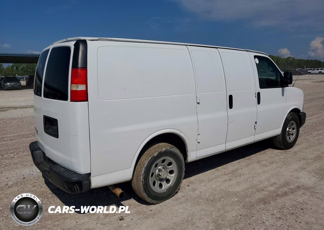 2014 Chevrolet Express G1500 VIN:1GCSGAFX1E1112032 - 3