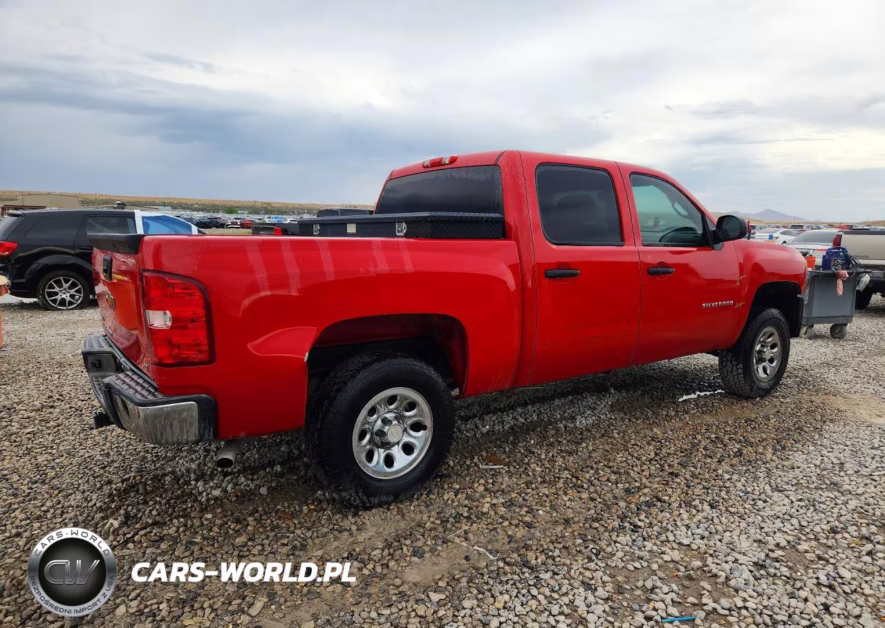 2011 Chevrolet Silverado C1500 Lt VIN:3GCPCSEA8BG164565 - 3