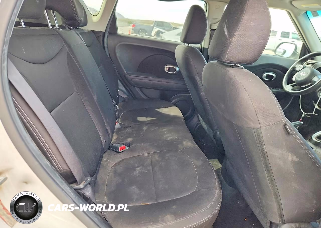 2015 Kia Soul Base VIN:KNDJN2A27F7179462 - 10