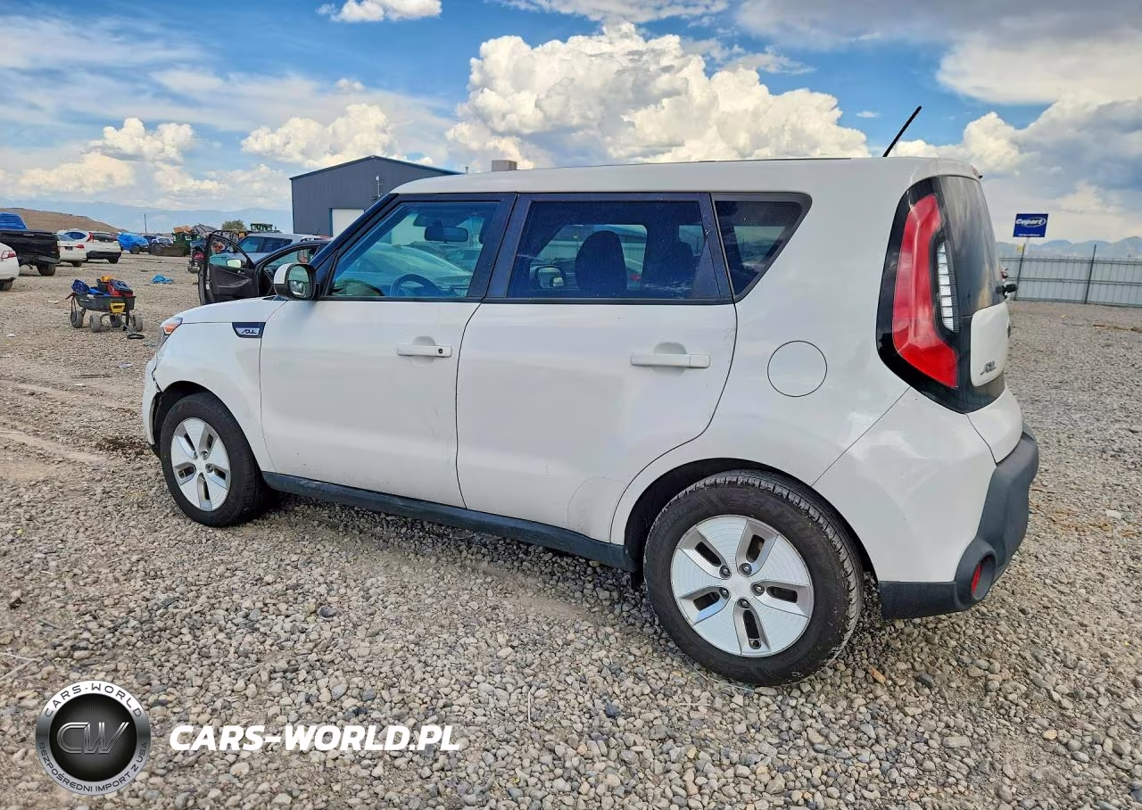 2015 Kia Soul Base VIN:KNDJN2A27F7179462 - 2