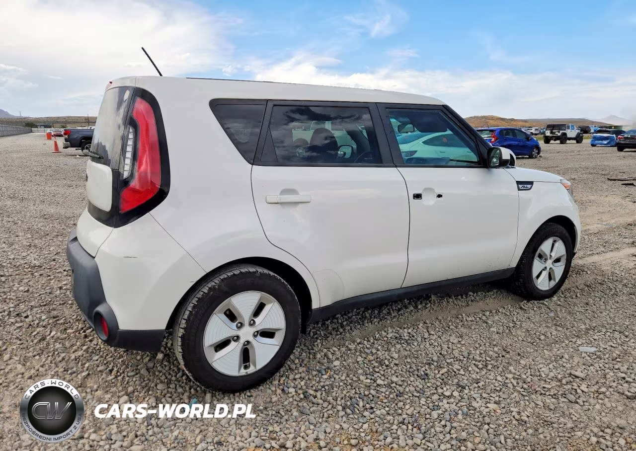 2015 Kia Soul Base VIN:KNDJN2A27F7179462 - 3