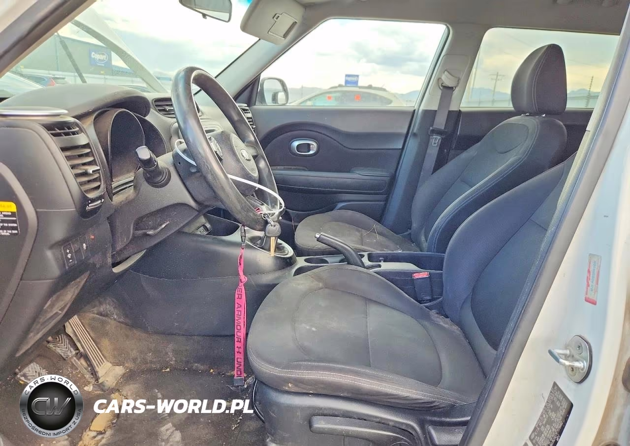 2015 Kia Soul Base VIN:KNDJN2A27F7179462 - 7