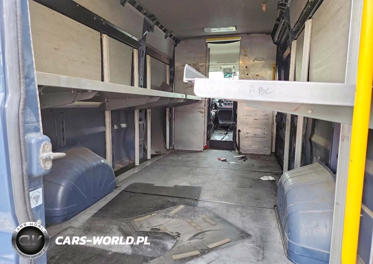 2020 Ram Promaster 3500 Delivery Van VIN:XC6URVJG2LE128775 - 10