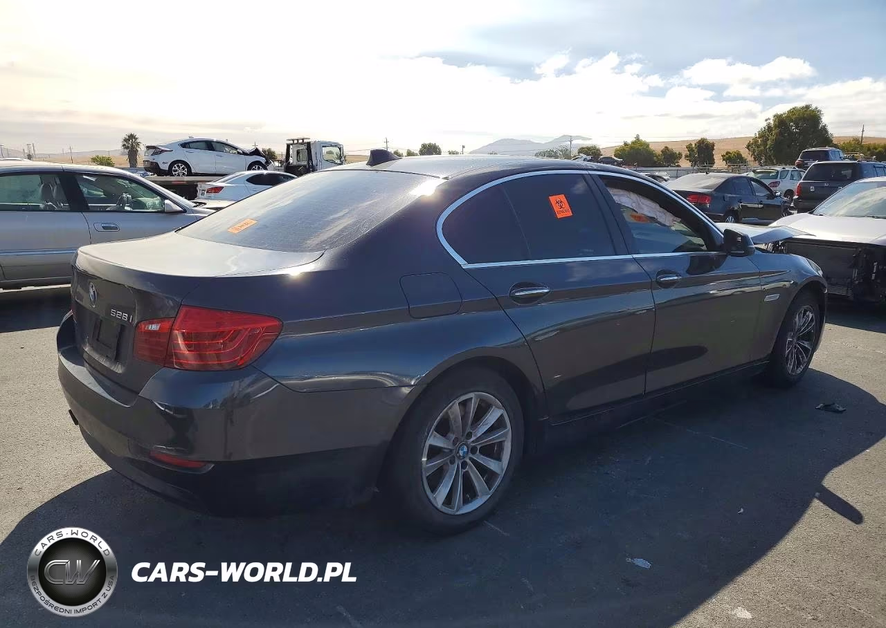 2016 BMW 528 I VIN:WBA5A5C55GD527670 - 3