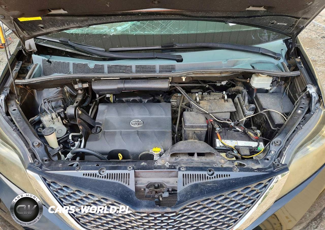 2013 Toyota Sienna Sport VIN:5TDXK3DC1DS310465 - 12