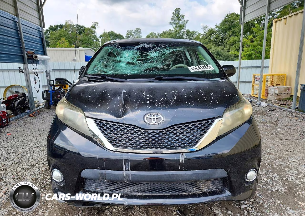 2013 Toyota Sienna Sport VIN:5TDXK3DC1DS310465 - 5