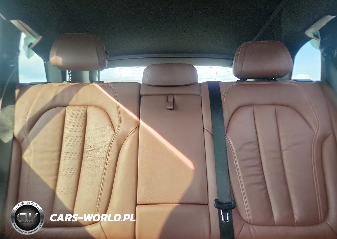 2020 BMW X5 xDrive40I VIN:5UXCR6C01L9C55131 - 10