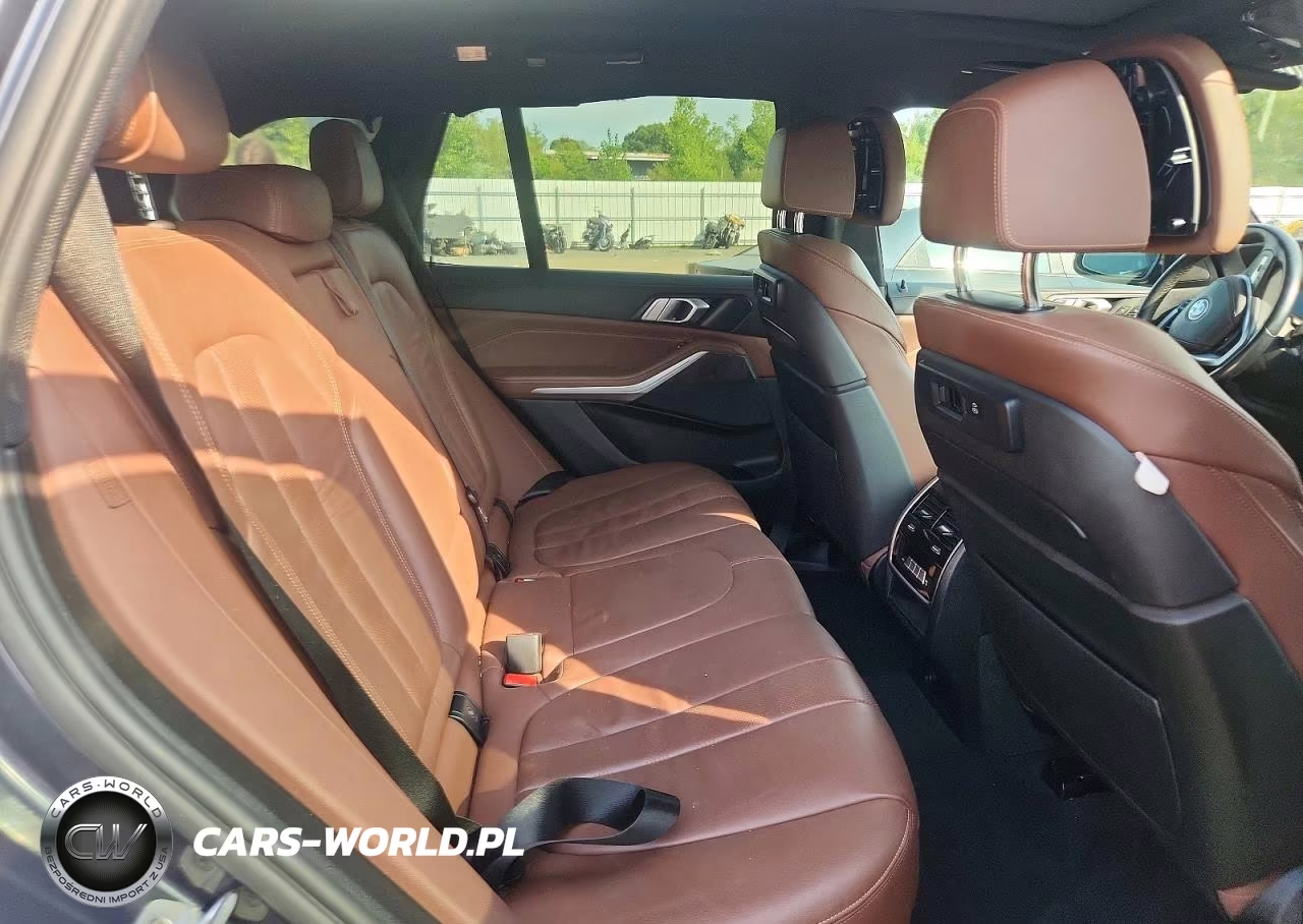 2020 BMW X5 xDrive40I VIN:5UXCR6C01L9C55131 - 11