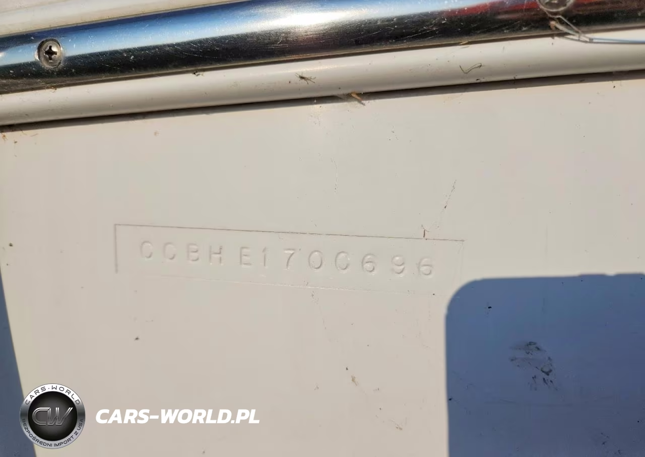 1996 Chris Craft Boat VIN:CCBHE170C696 - 10