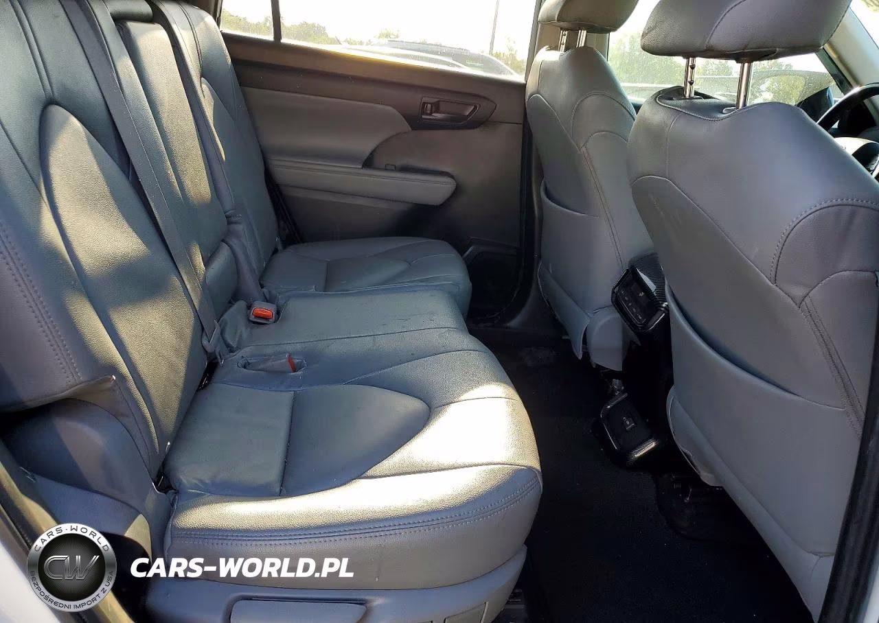 2023 Toyota Highlander Hybrid Le VIN:5TDBBRCH7PS106753 - 11