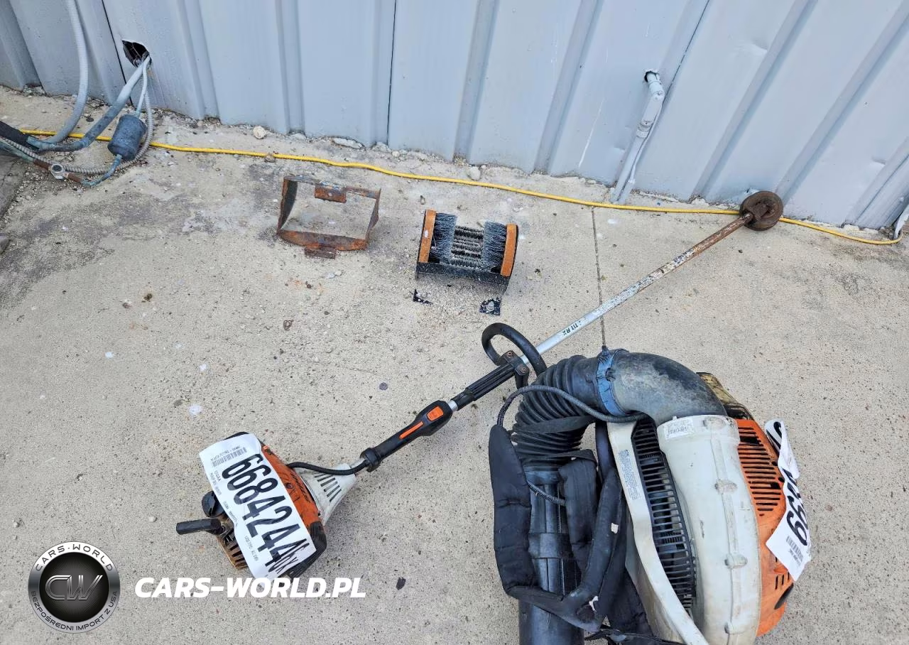 2025 Leaf Blower VIN:WEEDEATER12345678 - 2