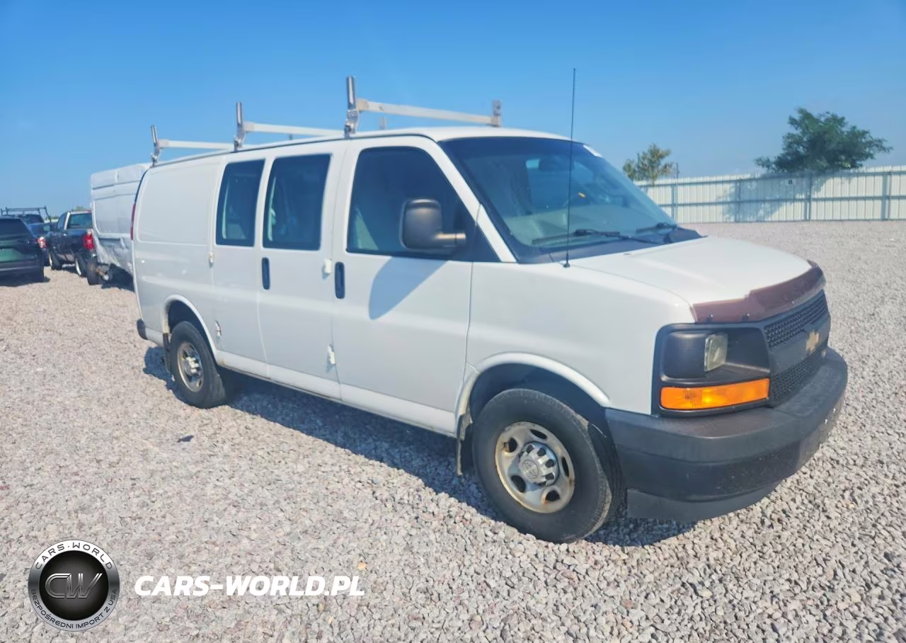 2017 Chevrolet Express G3500 VIN:1GCZGGFG6H1103218 - 4