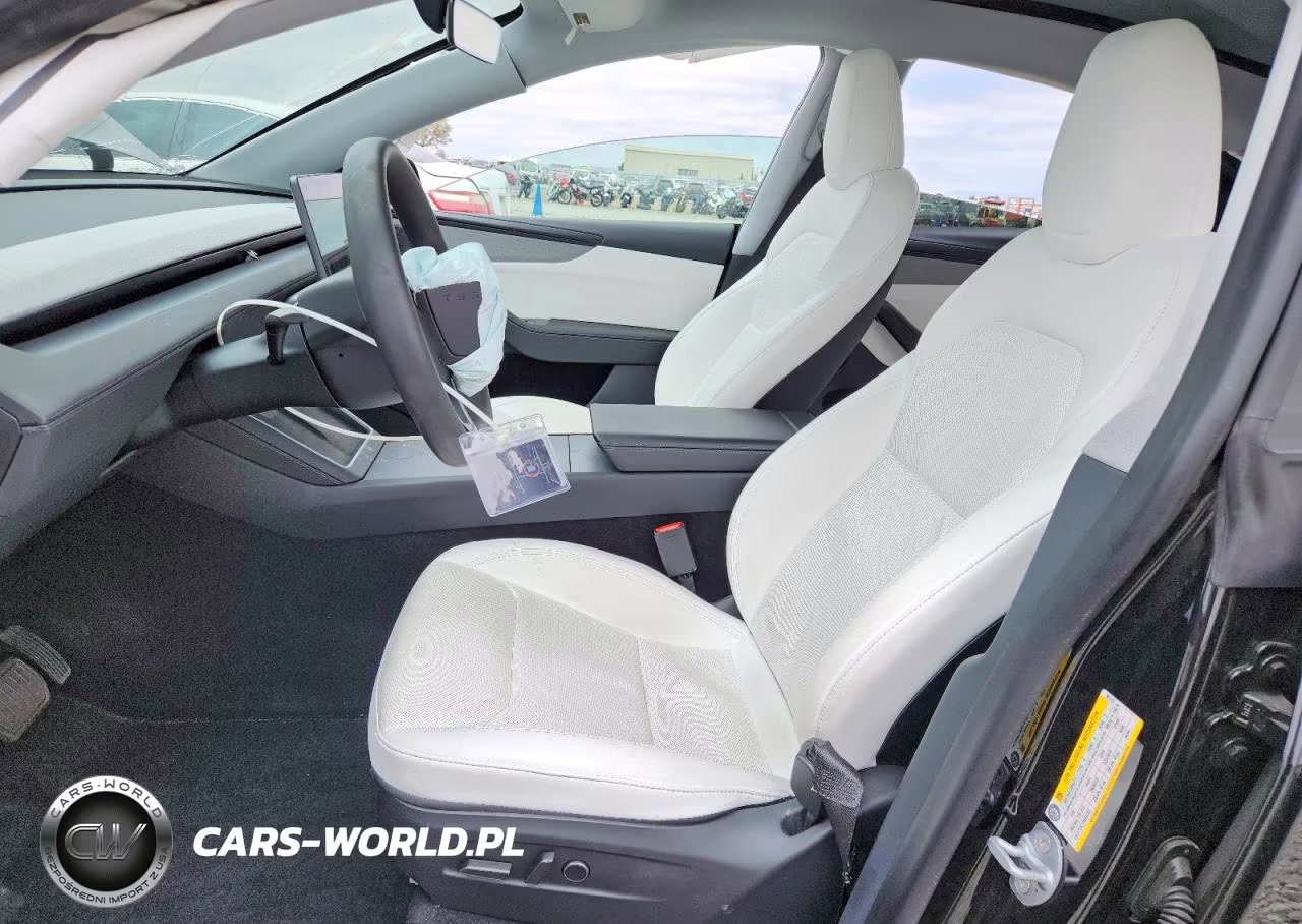 2026 Tesla Model Y VIN:7SAYGDED7TF381775 - 7