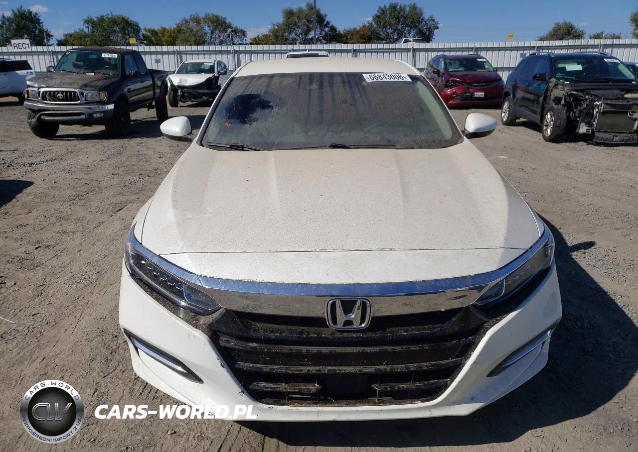 2018 Honda Accord Hybrid VIN:1HGCV3F16JA000338 - 5