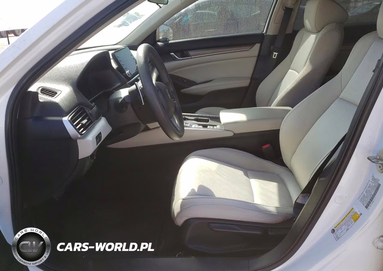 2018 Honda Accord Hybrid VIN:1HGCV3F16JA000338 - 7