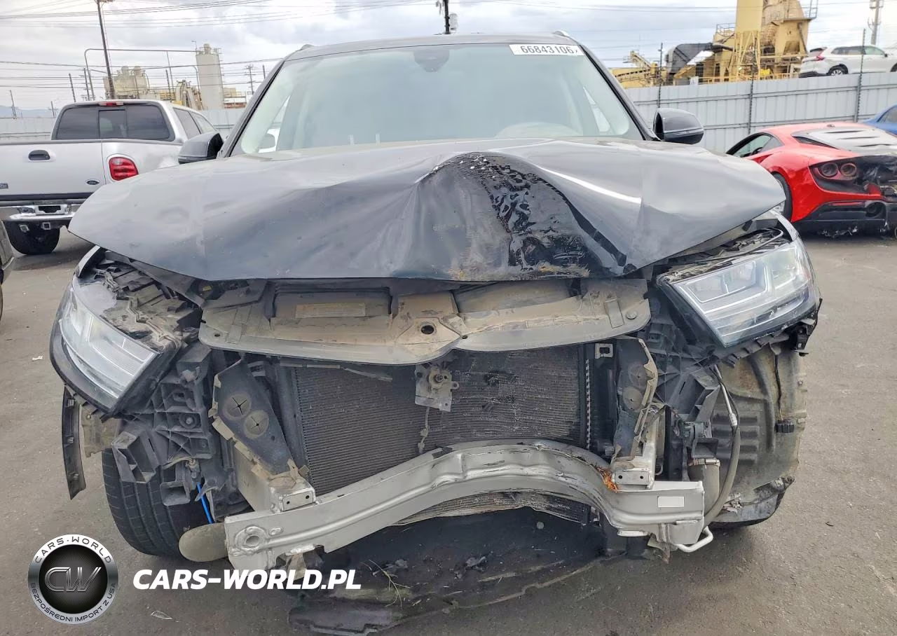 2019 Audi Q7 Premium Plus VIN:WA1LHAF77KD024947 - 5