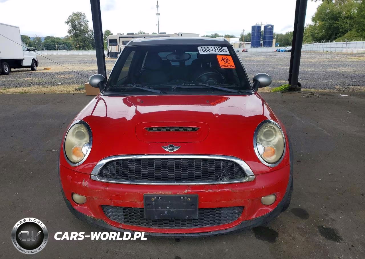 2009 Mini Cooper S Clubman VIN:WMWMM33569TP74664 - 5