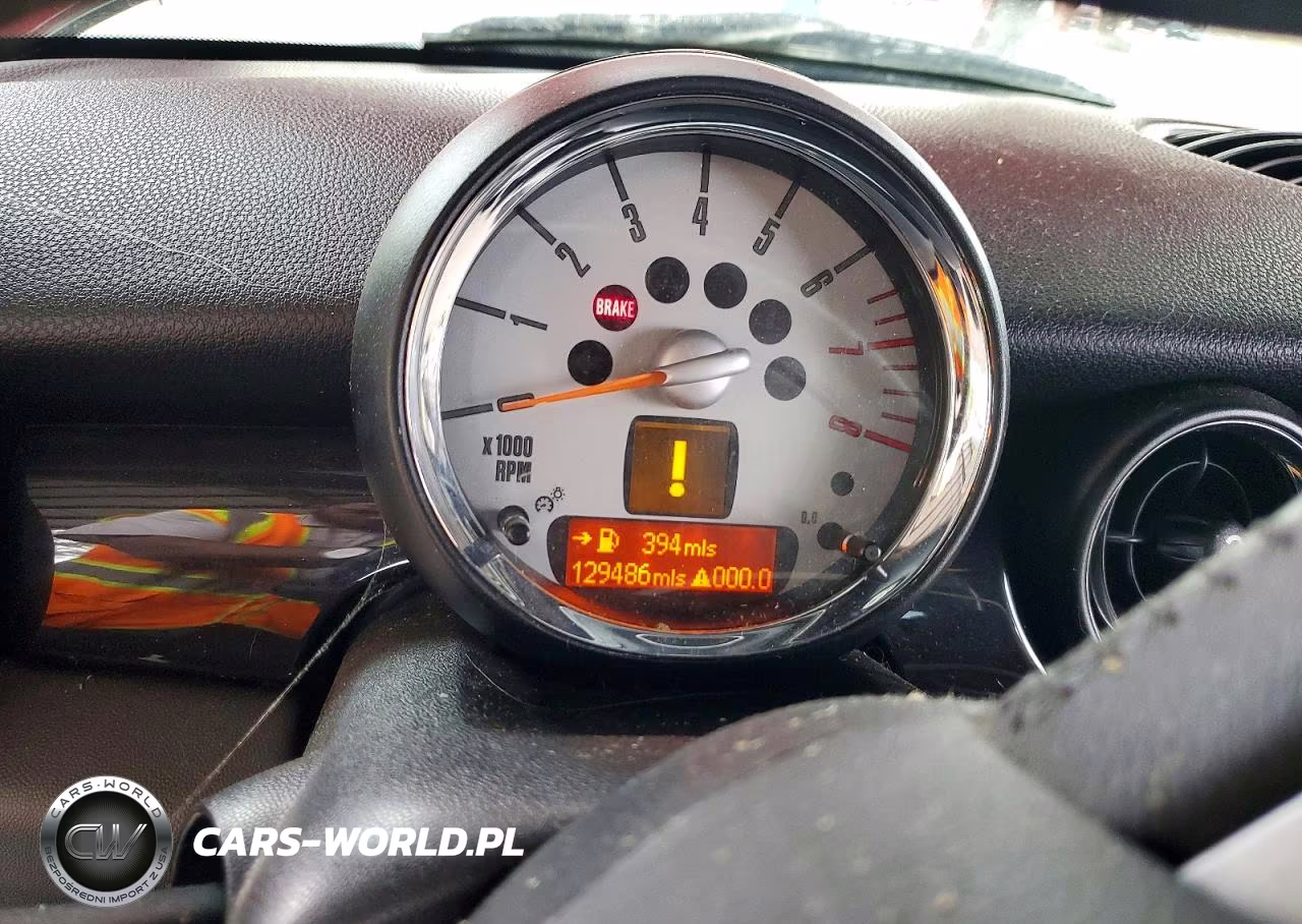 2009 Mini Cooper S Clubman VIN:WMWMM33569TP74664 - 9
