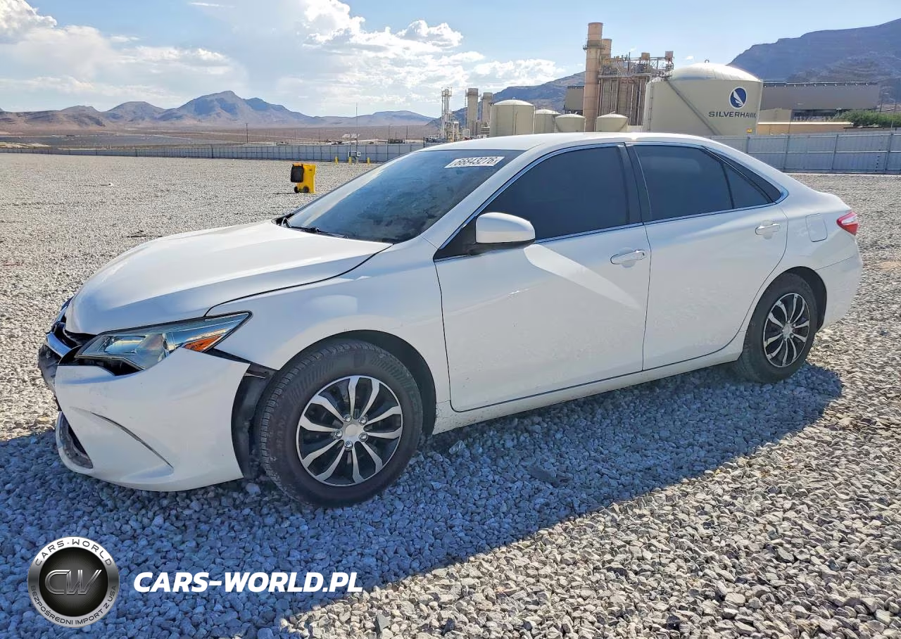 2016 Toyota Camry Le