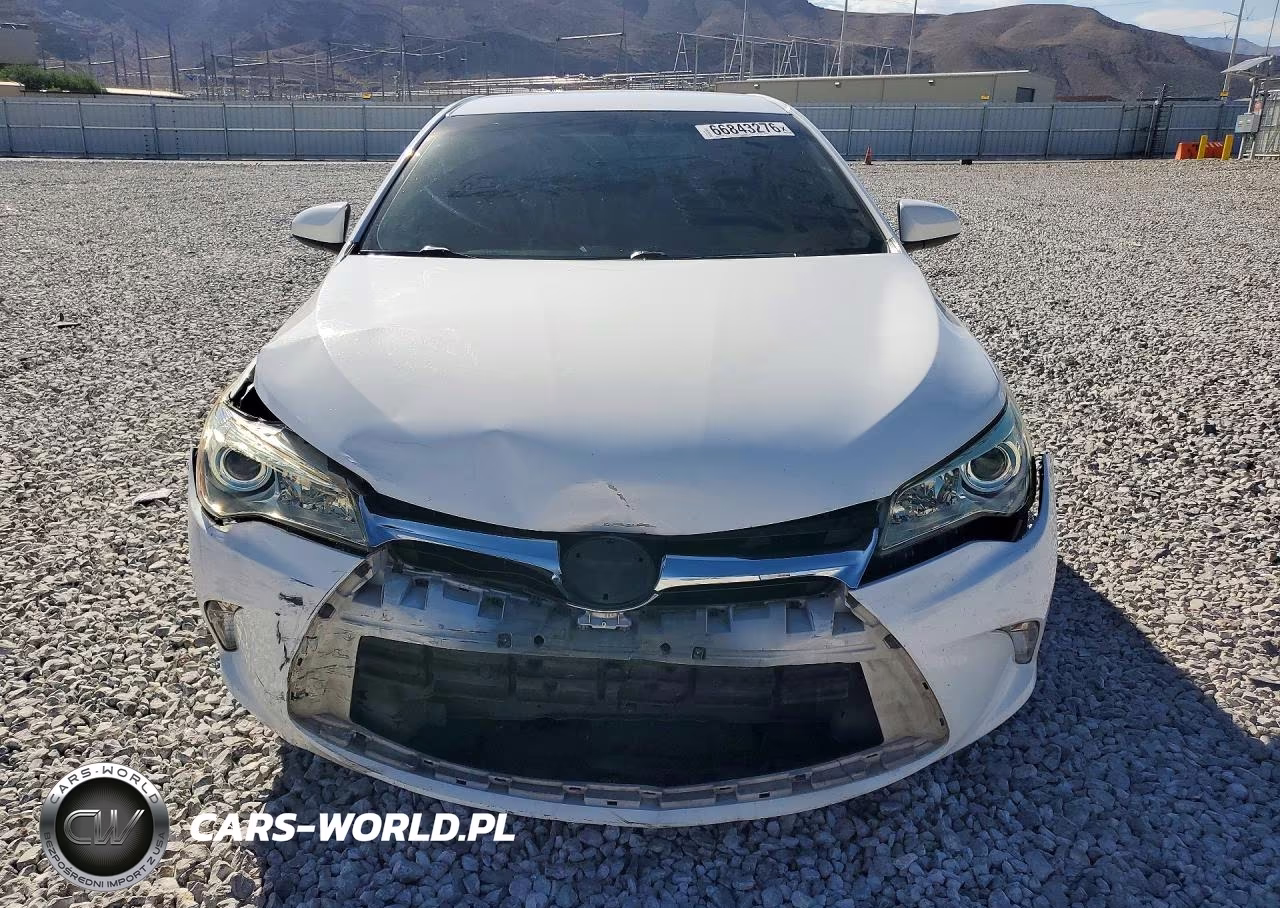 2016 Toyota Camry Le VIN:4T4BF1FK8GR562674 - 5