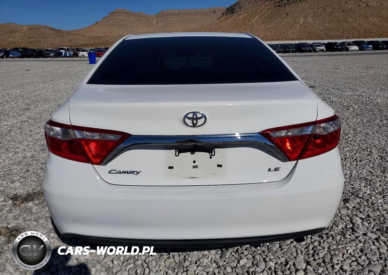2016 Toyota Camry Le VIN:4T4BF1FK8GR562674 - 6