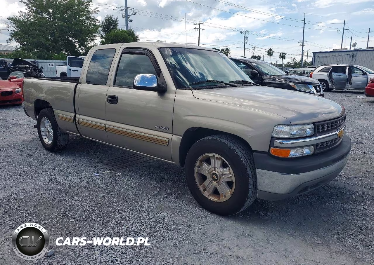 2002 Chevrolet Silverado C1500 VIN:2GCEC19T921242745 - 4