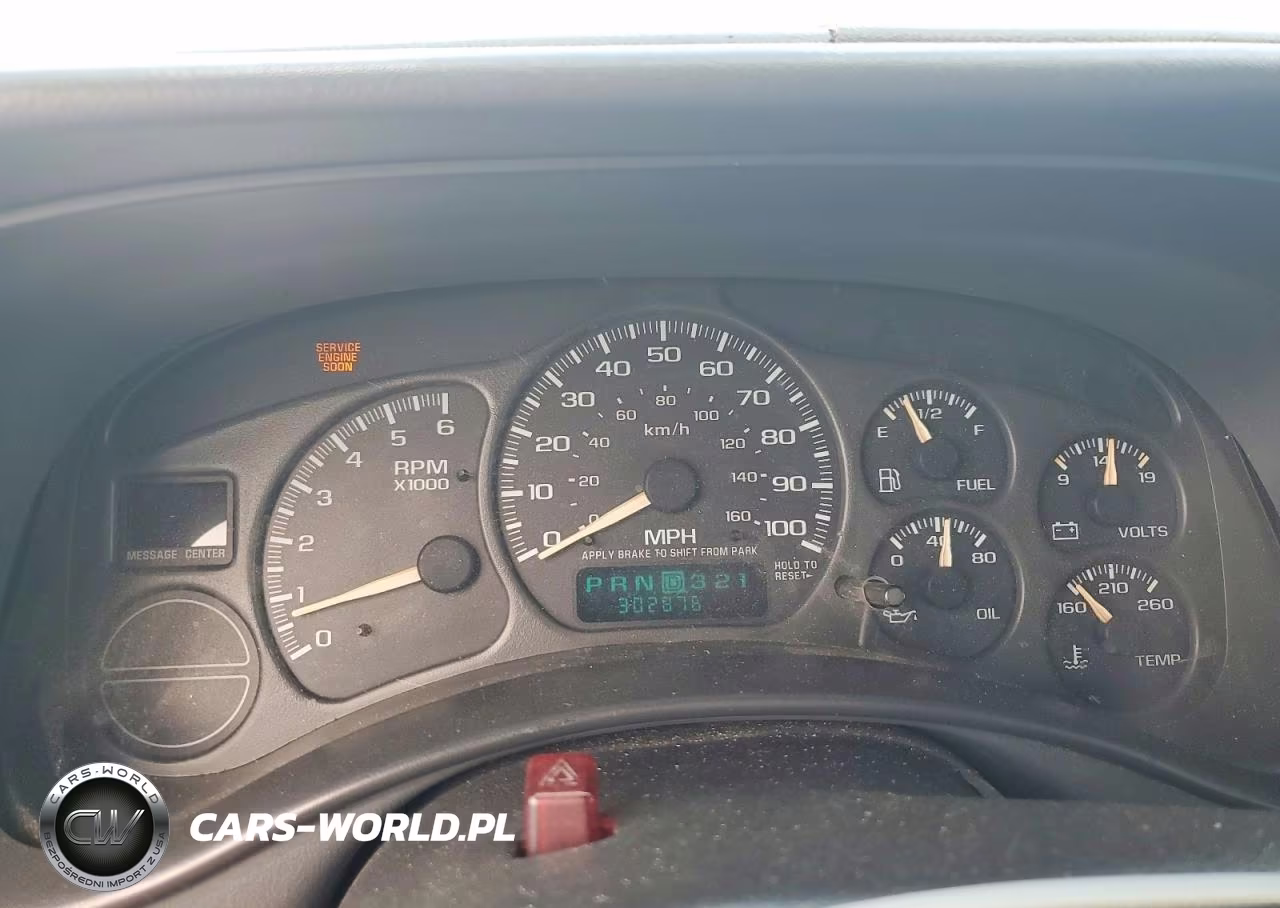 2002 Chevrolet Silverado C1500 VIN:2GCEC19T921242745 - 9
