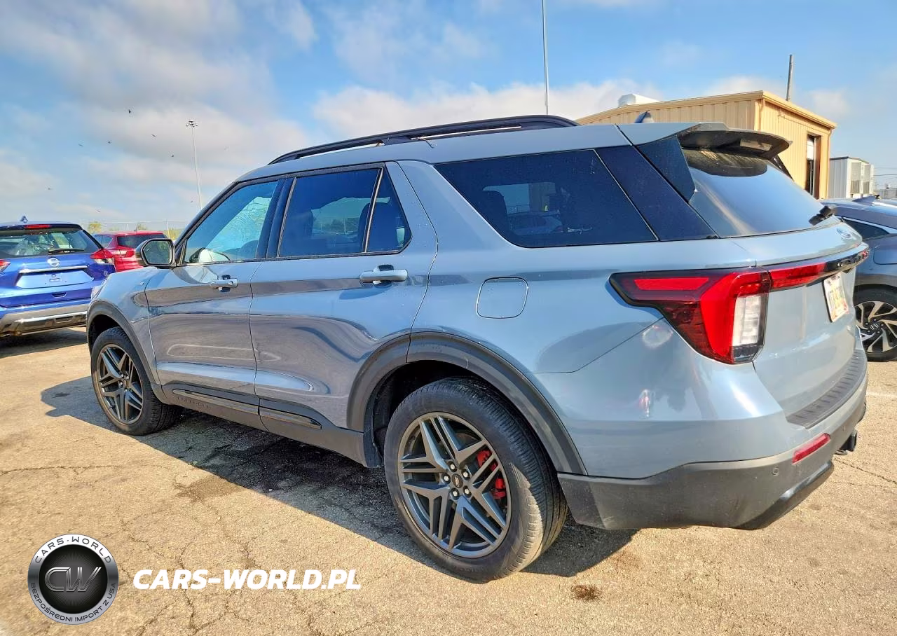 2025 Ford Explorer St-Line VIN:1FMUK8KH2SGC04785 - 2