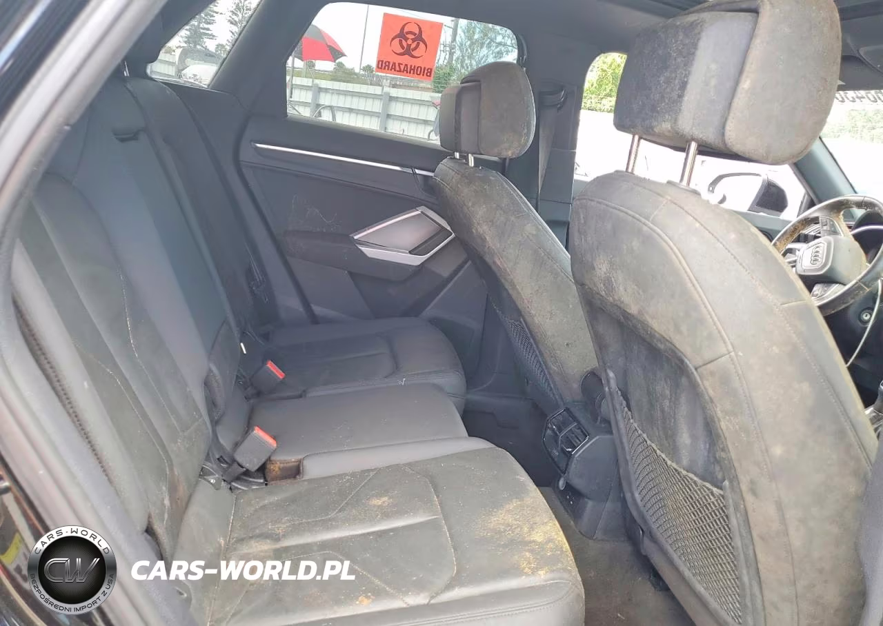 2019 Audi Q3 Premium VIN:WA1AECF33K1077137 - 10