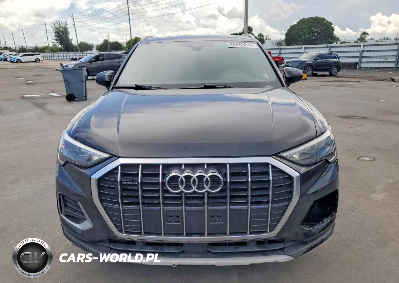 2019 Audi Q3 Premium VIN:WA1AECF33K1077137 - 5